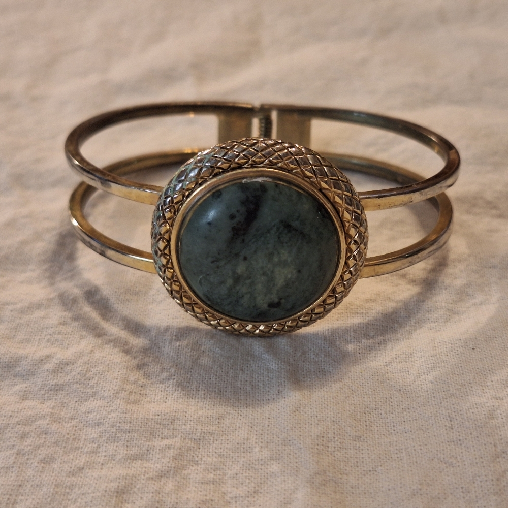Green Stone Bracelet